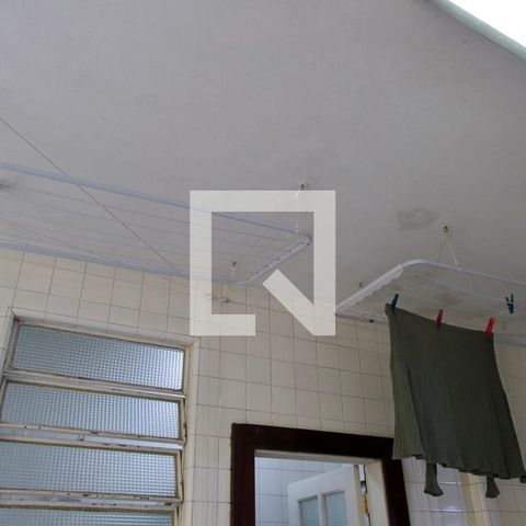 Casa à venda com 436m², 5 quartos e 2 vagas Casa à venda com 436m², 5 quartos e 2 vagasÁrea de serviço