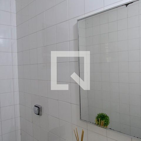 Casa à venda com 436m², 5 quartos e 2 vagas Casa à venda com 436m², 5 quartos e 2 vagasBanheiro social