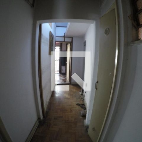 Apartamento à venda com 100m², 2 quartos e sem vagaCorredor