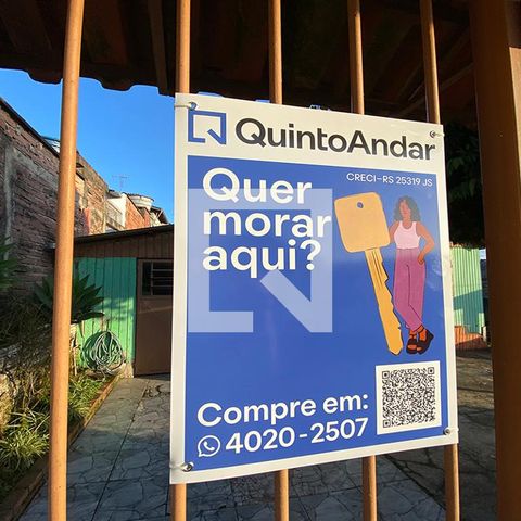 Casa à venda com 70m², 3 quartos e 1 vagaFachada