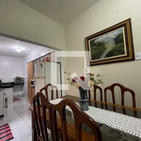 Casa à venda com 600m², 4 quartos e sem vagaSala