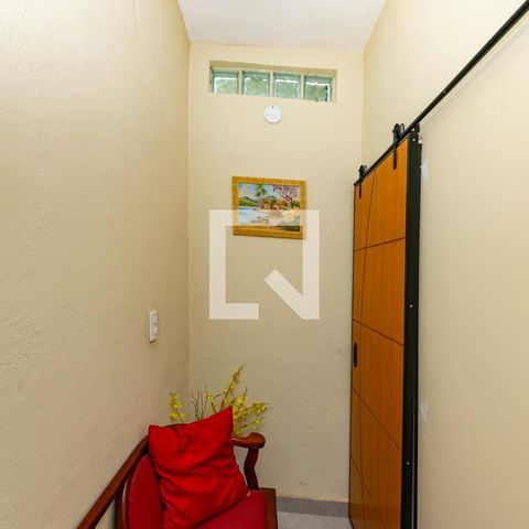 Casa à venda com 600m², 4 quartos e sem vagaCasa 2 Lavabo