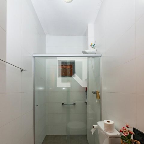 Casa à venda com 600m², 4 quartos e sem vagaCasa 2 Banheiro Suíte 