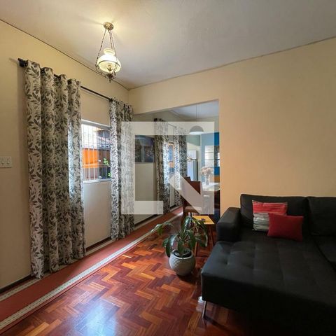 Casa à venda com 600m², 4 quartos e sem vagaSala