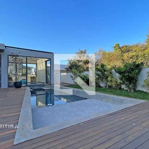 Casa de condomínio à venda com 560m², 4 quartos e 10 vagas