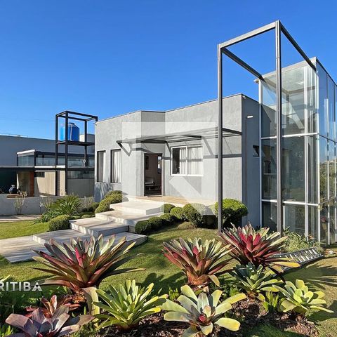 Casa de condomínio à venda com 560m², 4 quartos e 10 vagas