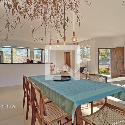 Casa de condomínio à venda com 560m², 4 quartos e 10 vagas