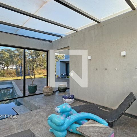 Casa de condomínio à venda com 560m², 4 quartos e 10 vagas