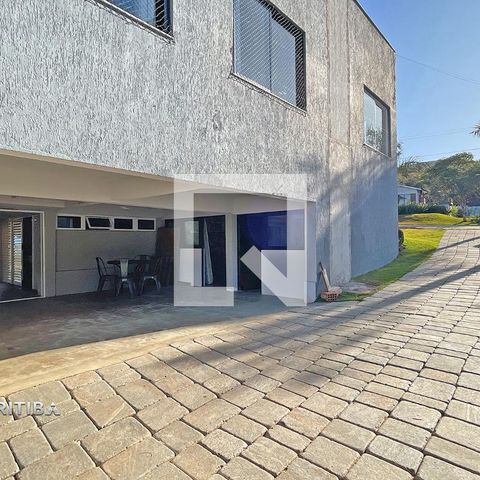 Casa de condomínio à venda com 560m², 4 quartos e 10 vagas