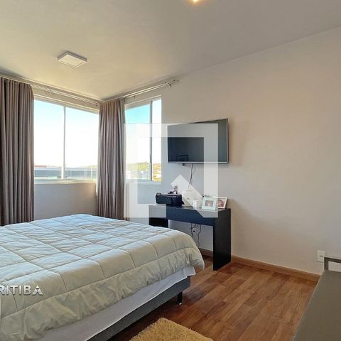 Casa de condomínio à venda com 560m², 4 quartos e 10 vagas
