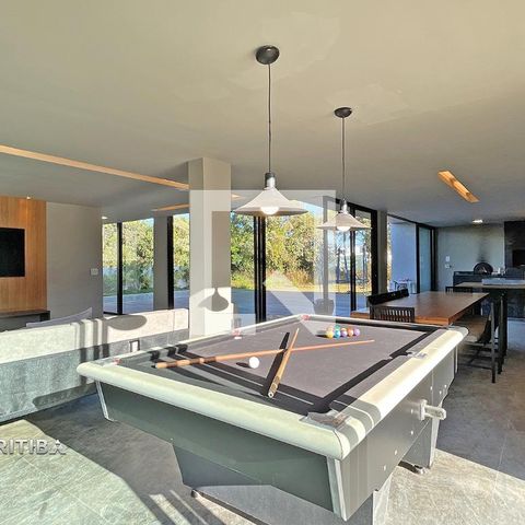 Casa de condomínio à venda com 560m², 4 quartos e 10 vagas