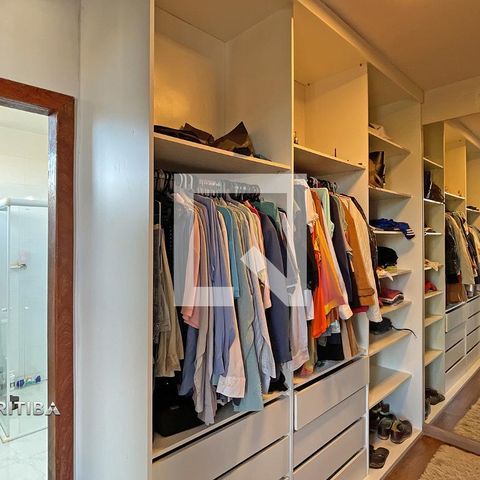 Casa de condomínio à venda com 560m², 4 quartos e 10 vagas