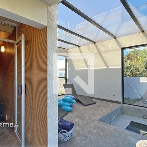 Casa de condomínio à venda com 560m², 4 quartos e 10 vagas