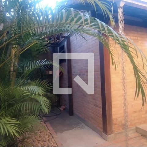 Casa à venda com 518m², 5 quartos e 4 vagas