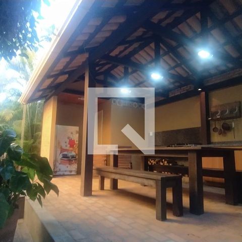 Casa à venda com 518m², 5 quartos e 4 vagas