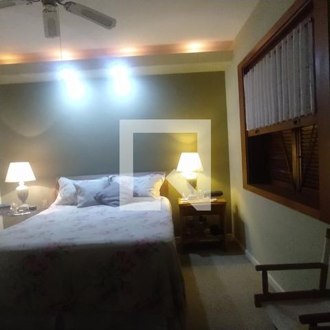 Casa à venda com 518m², 5 quartos e 4 vagas