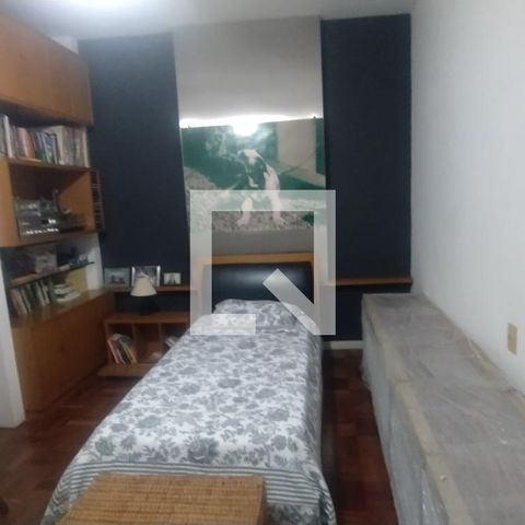 Casa à venda com 518m², 5 quartos e 4 vagas