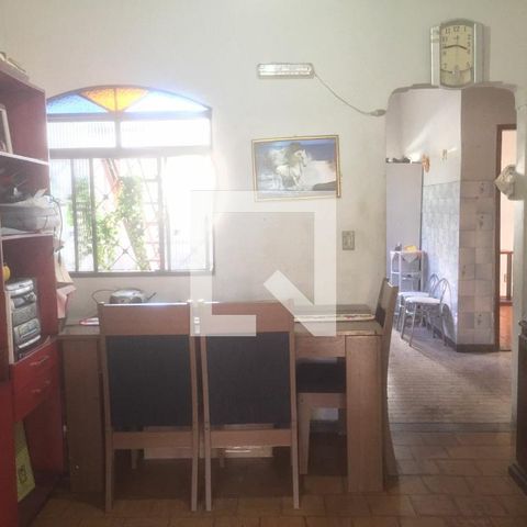 Casa à venda com 230m², 3 quartos e 1 vaga