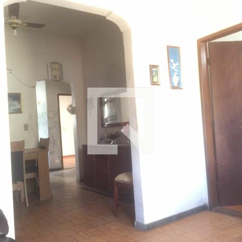 Casa à venda com 230m², 3 quartos e 1 vaga