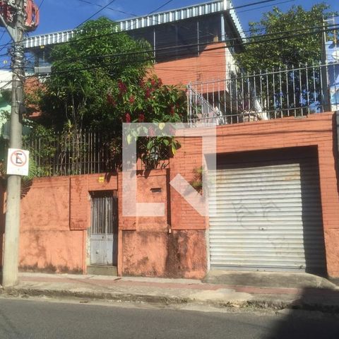 Casa à venda com 230m², 3 quartos e 1 vaga
