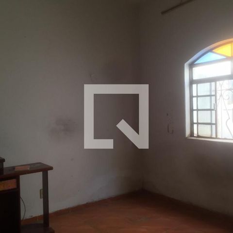 Casa à venda com 230m², 3 quartos e 1 vaga