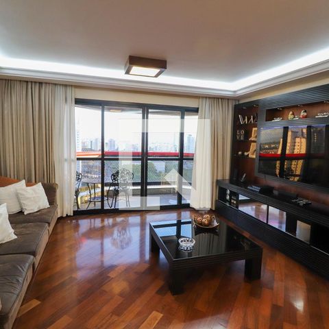 Apartamento à venda com 179m², 3 quartos e 2 vagasSala de TV