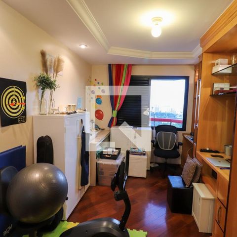 Apartamento à venda com 179m², 3 quartos e 2 vagasEscritório