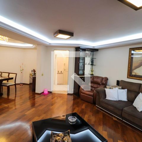 Apartamento à venda com 179m², 3 quartos e 2 vagasSala de TV