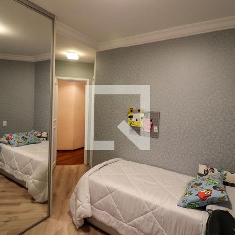 Apartamento à venda com 179m², 3 quartos e 2 vagasQuarto 2 - Suíte