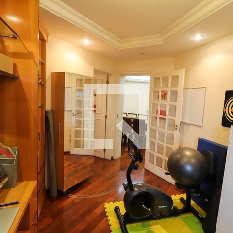 Apartamento à venda com 179m², 3 quartos e 2 vagasEscritório