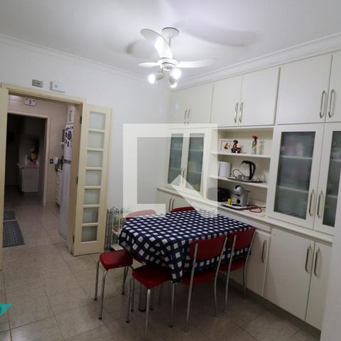 Apartamento à venda com 179m², 3 quartos e 2 vagasCopa
