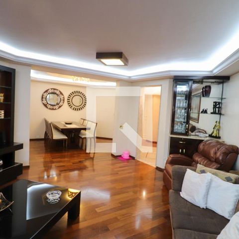 Apartamento à venda com 179m², 3 quartos e 2 vagasSala de TV