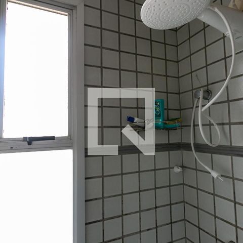 Apartamento à venda com 33m², 1 quarto e 1 vaga Apartamento à venda com 33m², 1 quarto e 1 vagaBanheiro