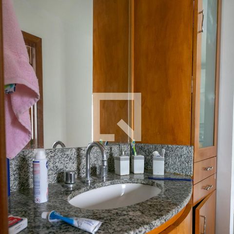 Apartamento à venda com 33m², 1 quarto e 1 vaga Apartamento à venda com 33m², 1 quarto e 1 vagaBanheiro