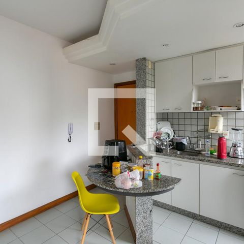 Apartamento à venda com 33m², 1 quarto e 1 vaga Apartamento à venda com 33m², 1 quarto e 1 vagaSala