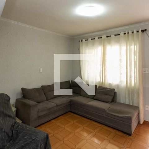 Casa à venda com 44m², 2 quartos e sem vaga Casa à venda com 44m², 2 quartos e sem vagaSala