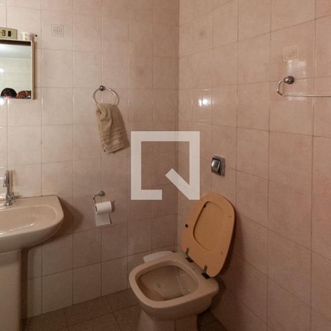 Casa à venda com 44m², 2 quartos e sem vaga Casa à venda com 44m², 2 quartos e sem vagaBanheiro Social