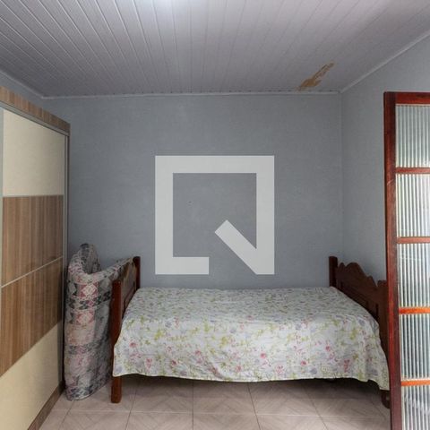 Casa à venda com 44m², 2 quartos e sem vaga Casa à venda com 44m², 2 quartos e sem vagaQuarto