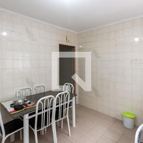 Casa à venda com 44m², 2 quartos e sem vaga Casa à venda com 44m², 2 quartos e sem vagaCozinha