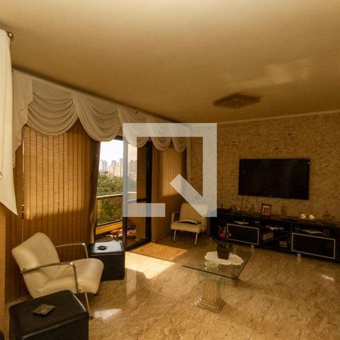 Apartamento à venda com 185m², 3 quartos e 3 vagasSala