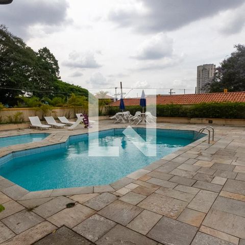 Apartamento à venda com 185m², 3 quartos e 3 vagasÁrea comum - Piscina