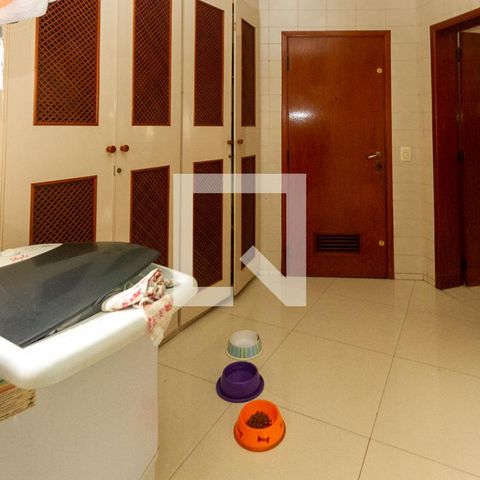 Apartamento à venda com 185m², 3 quartos e 3 vagasÁrea de Serviço