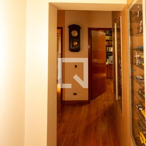 Apartamento à venda com 185m², 3 quartos e 3 vagasCorredor