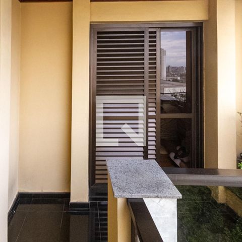 Apartamento à venda com 185m², 3 quartos e 3 vagasVaranda