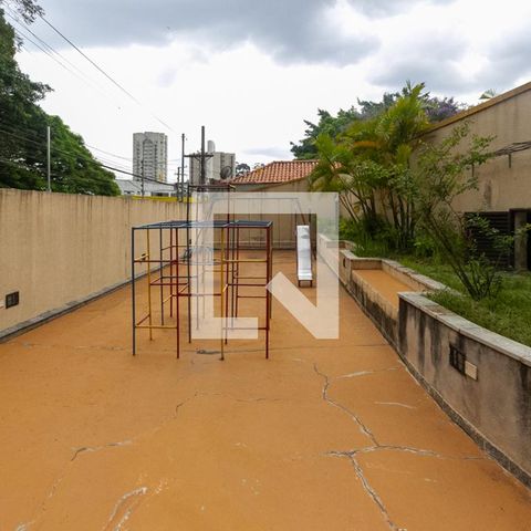 Apartamento à venda com 185m², 3 quartos e 3 vagasÁrea comum - Playground
