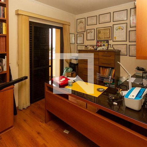 Apartamento à venda com 185m², 3 quartos e 3 vagasSuite