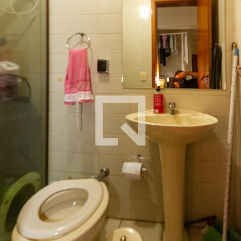 Apartamento à venda com 185m², 3 quartos e 3 vagasBanheiro de serviço