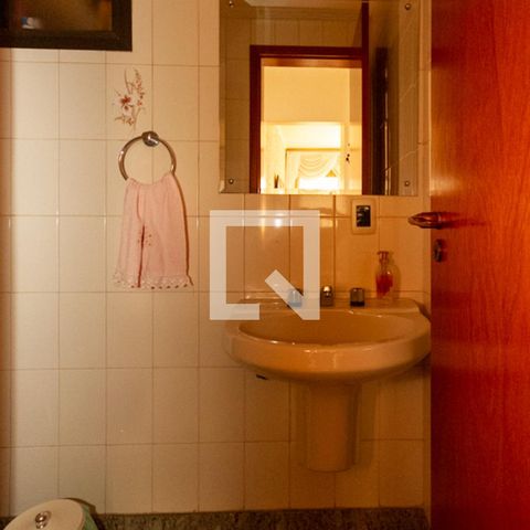 Apartamento à venda com 185m², 3 quartos e 3 vagasLavabo