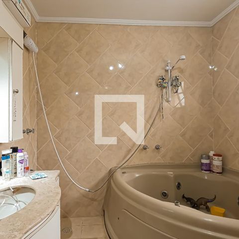 Casa à venda com 350m², 3 quartos e 4 vagasBanheiro da Suíte 3