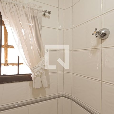 Casa à venda com 350m², 3 quartos e 4 vagasLavabo